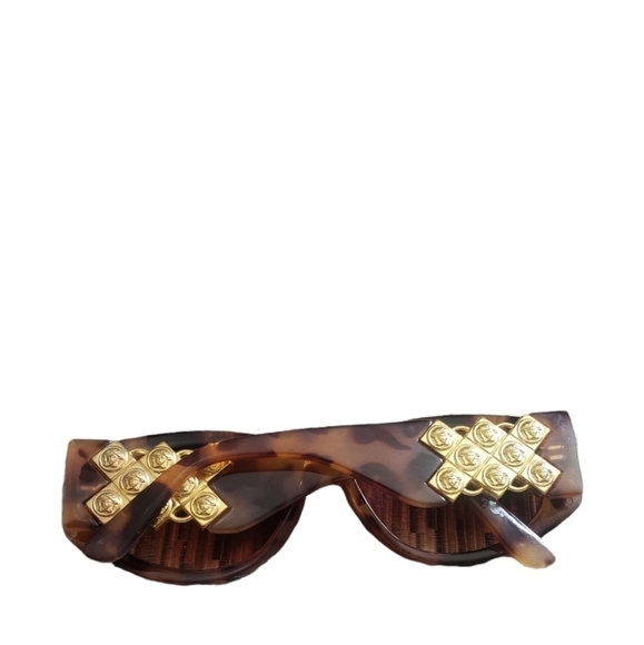 Vintage Sunglasses - Picture 5 of 13